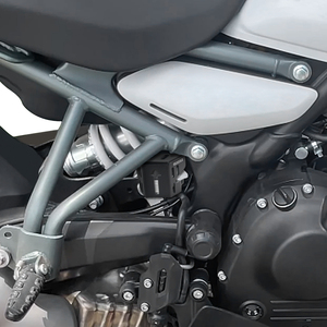 Waximoto apto para <span class=keywords><strong>Royal</strong></span> <span class=keywords><strong>Enfield</strong></span> Himalayan 450 2024-Protector de cubierta de depósito de líquido de frenos delantero + trasero de aluminio del mercado de accesorios - Product Image 6