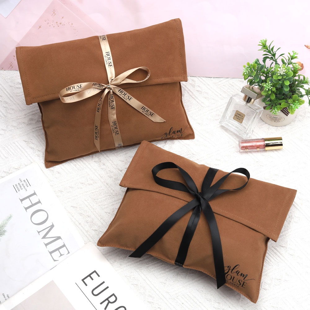 lv boxes and dust bags