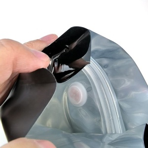 Sacchetto per Alimenti con Fondo Piatto e Chiusura a <span class=keywords><strong>Zip</strong></span> in Alluminio Rinforzato, Personalizzabile in Dimensioni e Design, Vendita Diretta dalla Fabbrica - Product Image 5