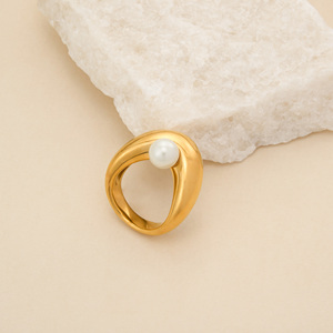 नई बोहो फ्रेंच सुरुचिपूर्ण लाइन ब्रेड मोती रिंग डज़न 2025 गर्म 18k pvd सोने की प्लेटेड स्टेनलेस स्टील तिरनिश मुक्त टिकाऊ गहने - Product Image 3