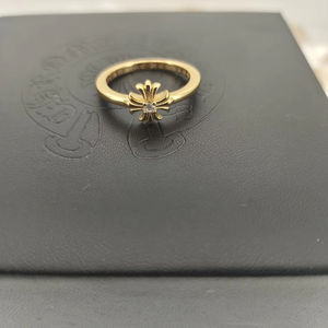 Anillo Cruzado Estilo Chrome Heart, Joyería Punk Hip Hop Vintage para Hombre y Mujer - Product Image 1