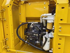 Excavadora de Orugas Komatsu PC110 de 11 Toneladas Usada con Motor, Caja de Cambios, Bomba y PLC - Modelo 2023, Capacidad de la Cuchara de 0.5m - Product Image 5