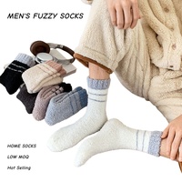 Chaussettes d'hiver en tricot pour hommes, douces et moelleuses, à rayures classiques, en velours corail, chaudes et confortables pour la maison, faible MOQ
