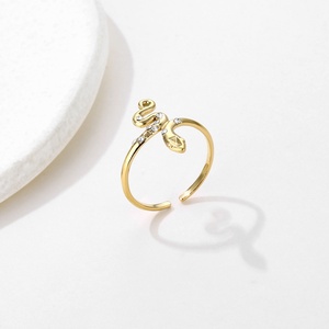 Anillo de Serpiente de Acero Inoxidable con Circonita Cúbica, Joyería Fina para Boda - Product Image 5