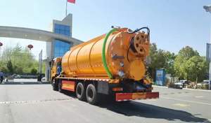 Les camions d'égout chinois de haute qualité sont utilisés pour nettoyer les gros objets tels que les boues et le limon dans les égouts urbains - Product Image 4