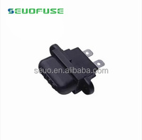 Boîte à fusibles à montage sur panneau à prix compétitif Porte-fusible PCB avec couvercle avec trou fixe Porte-fusible PCB automobile ATO / ATC