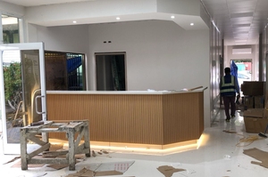 Nội thất thương mại văn phòng bệnh viện Trung tâm Y tế tùy chỉnh bàn tiếp tân với đèn LED - Product Image 4