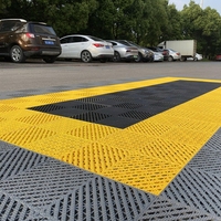 40X40X2cm Robuste Kunststoff-Verbundgitterplatten Leichtgewichtige Mehrfarbige Rutschfeste Drainage-Bodenfliesen für Autowaschanlagen