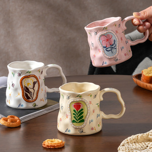 380ml tasse à café en céramique Unique Style nordique fleur irrégulière conception main pincée chaud thermique expresso café ODM cadeau de noël - Product Image 3