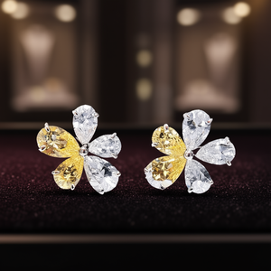 Orecchini E3065 in oro bianco con diamanti taglio a pera, diamanti naturali gialli e bianchi, classici da donna per l'uso quotidiano. - Product Image 2