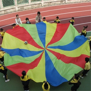 <span class=keywords><strong>Parachute</strong></span> arc-en-ciel personnalisé pour enfants avec 8 poignées pour <span class=keywords><strong>le</strong></span> <span class=keywords><strong>jeu</strong></span> d'activités Team Building - Product Image 2