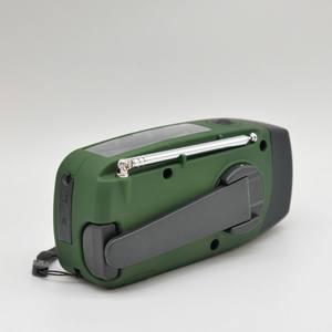 Güneş Paneli Güç Kaynağına Sahip Çok Fonksiyonlu Acil Durum El Telsizi Sıcak Afet Önleme El Feneri Radyo - Product Image 2