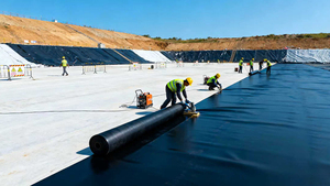 Bâche de bassin robuste pour le stockage d'eau, géomembrane - Product Image 2