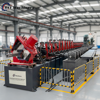 Machine de formage à froid de profilés en acier pour rayonnages à grande vitesse, pour la fabrication de rayonnages à palettes