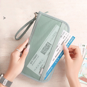 กระเป๋าใส่เอกสารเดินทางกันน้ำพร้อมสายคล้องมือ ป้องกันการโจรกรรมข้อมูล RFID สำหรับผู้หญิงและผู้ชาย - Product Image 4