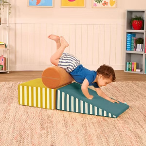 Structure d'escalade multifonctionnelle pour enfants avec toboggan, tapis de jeu intérieur en EVA, tapis de ramper pour bébé, usage domestique, unisexe, 2 à 4 ans - Product Image 1