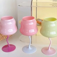 Verre à pied HL Macaron en verre soufflé, à triple torsion, minimaliste, à paroi simple, compatible lave-vaisselle, option logo personnalisé pour vin rouge, cocktail, jus