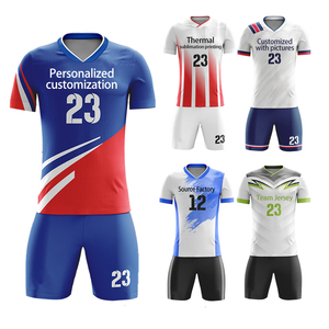 Stock XL Ademende korte blanco voetbalshirts Bedrukte nummers Logo's Aangepaste teamnamen School-/bedrijfstraining Wedstrijd 100% - Product Image 1