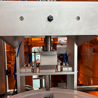 Pressez la machine de pressage de bouchon de bouteille de tartinade de chocolat de bouteille