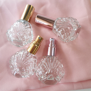 Flacone <span class=keywords><strong>di</strong></span> Ricarica per <span class=keywords><strong>Profumo</strong></span> in Vetro Trasparente a Forma <span class=keywords><strong>di</strong></span> Conchiglia da 15ml con Tappo a Rosa, Design Speciale - Product Image 5