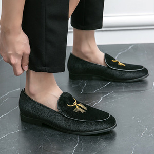 Plus Size 48 Men's Low-Top <strong>Embroidered</strong> <strong>Velvet</strong> Casual Leather Shoes Slip-On <strong>Loafers</strong> - Product Image 4