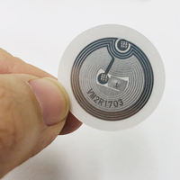 Conception professionnelle personnalisée 13.56Mhz Smart Nfc Rfid Tags inscriptible imprimable passive Anti métal Rfid Tag