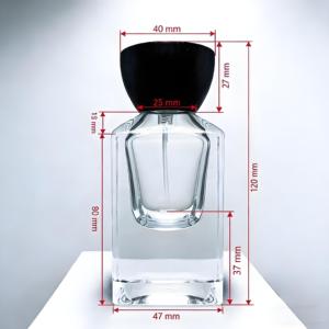 Flacone di Profumo Personalizzabile OEM di Lusso in Vetro Verde Rettangolare da 50ml con Spruzzatore Antigoccia e Tappo in Lega di Zinco - Product Image 5