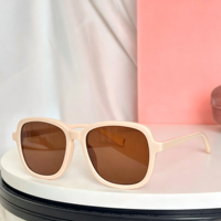 Nouvelles Lunettes de Soleil Unisexe Haut de Gamme à Monture Carrée Large, Verres Dégradés UV400, Protection Complète, Style Tendance, pour Adultes