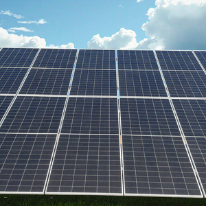 Paneles Solares de Bajo Precio y Alta Eficiencia de 560W - 585W Monocristalinos Fotovoltaicos - Product Image 2