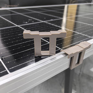 Clip de drainage et de nettoyage pour panneau solaire TOPENERGY (modèle TE-DC02) - Garantie 10 ans, matériau ASA/plastique pour installation photovoltaïque - Product Image 1