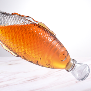 <span class=keywords><strong>Botella</strong></span> <span class=keywords><strong>de</strong></span> Agua <span class=keywords><strong>de</strong></span> Vidrio <span class=keywords><strong>Azul</strong></span> Reutilizable <span class=keywords><strong>de</strong></span> 500 ml con Diseño Personalizado en Forma <span class=keywords><strong>de</strong></span> Pez, Serigrafiada para Vino, <span class=keywords><strong>Whisky</strong></span>, Bebidas Energéticas, con Sellado <span class=keywords><strong>de</strong></span> Corcho - Product Image 4