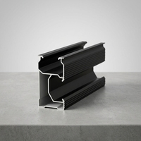 Structure de montage sur toit en aluminium noir pour rail solaire, profil de support personnalisé en alliage pour panneaux solaires domestiques