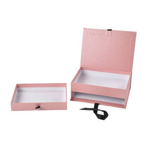 กล่องของขวัญเครื่องประดับเคลือบยูวีลายนูนสองชั้นกระดาษแข็งสีทองฟอยล์พิมพ์ลายเคลือบหายไปสำหรับงานแต่งงานเทียน - Product Image 4