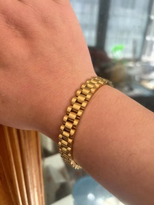 Nouveaux designs pour femmes en acier inoxydable massif pour Bracelet Bracelet de montre plaqué or étanche 14K Bracelets de bijoux sans ternissement - Product Image 5