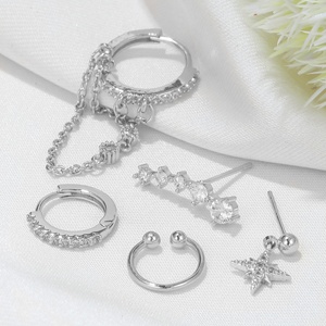 Aretes Minimalistas con Piedras Preciosas Brillantes en Forma de Estrella para Mujer, Envío Rápido, en Existencia, Juego de Aretes con Borla, Regalo para Amigas - Product Image 4