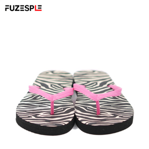 Sandalias Casuales de Playa Antideslizantes para Mujer, para Uso Diario, Chanclas con Rayas de Zebra y Correa Rosa, Estilo Thong - Product Image 5