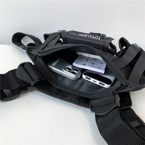 Sac de poitrine tactique, nouveau style tendance pour hommes, sac de poitrine inspiré de Hong Kong, sac à dos de sport d'extérieur, sac de travail - Product Image 3
