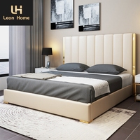 Lit en cuir moderne italien de luxe avec rangement, taille king, cadre en acier inoxydable, lit double