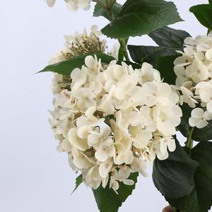 Hortensias Artificiales Beige Estilo Nórdico Hechas a Mano Directamente de Fábrica, con Tacto Húmedo, Tipo Bola de Nieve Francesa, para Decoración del Hogar - Product Image 3