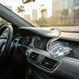 Deodorante per Auto a Forma di Animale in Cristallo |   Ornamento per Cruscotto con Aromaterapia |   Decorazione per Auto a Forma di Animale Carino, Idea Regalo - Product Image 3