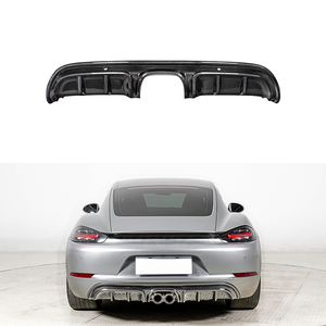 Nuevo Parachoques Trasero Ligero de Fibra de Carbono 2016-2024 con Luz Antiniebla y Accesorio de Fijación para 718 GTS - Product Image 1