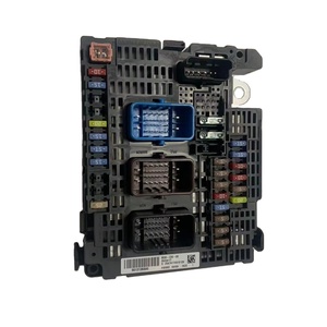 Pièces de voiture, boîte à fusibles sous le capot du moteur, BSM Z26 =AB4, OE 9810719280 9807428280 6500KH pour <span class=keywords><strong>Peugeot</strong></span> 508 Citroën C4L DS5 - Product Image 1