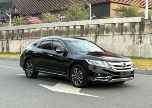 Honda Crosstour 3.0 AWD Zungui Navi Auto 2016, SUV japonais d'occasion, V6 AWD Luxe & Navigation - Product Image 3