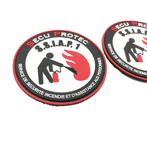 Écusson en caoutchouc PVC 3D personnalisé et durable avec logo en relief pour vêtements et sacs d'extérieur - Product Image 4