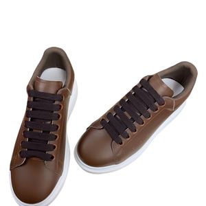 Mocassins en cuir lisse avec lacets contrastants, semelle épaisse en caoutchouc, chaussures de sport décontractées pour hommes, style tendance - Product Image 3