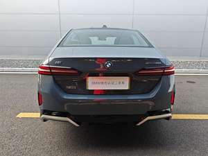 [No.25 <span class=keywords><strong>BMW</strong></span> 026] 2024 d'occasion <span class=keywords><strong>BMW</strong></span> I5 E Drive 35L M Sports Suit Edition Bon état Voiture d'occasion SUV d'Uniland Motors en Chine - Product Image 4