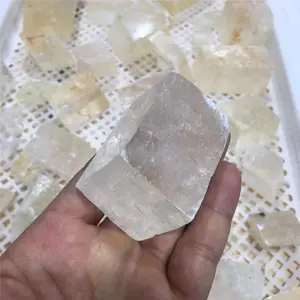 Doğal kaya kalsit Mineral buz arazi Spar kristal taş toptan beyaz kalsit işlenmemiş taş satılık