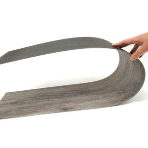 Suelo Vinílico SPC Impermeable, Antideslizante y Ecológico, Resistente a la Humedad, para Interiores, Garajes y Gimnasios, Diseño Moderno y Liso, Venta al Por Mayor - Product Image 4