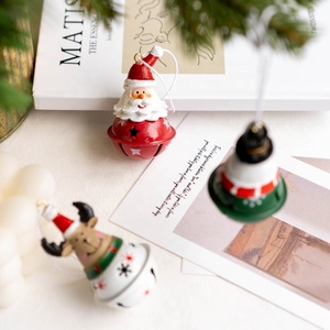 Ornements de cloche d'arbre de Noël en résine <span class=keywords><strong>Vintage</strong></span> de qualité supérieure Décor suspendu unique pour les décorations de maison de vacances - Product Image 3