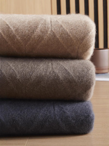 Pull en laine pour homme à col rond, motif losanges, épais et chaud, décontracté, tricoté, idéal comme sous-pull, personnalisation et vente en gros usine - Product Image 4